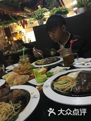 豪味來牛排(惠潤廣場店) 都市生活中的經(jīng)典牛排體驗(yàn)